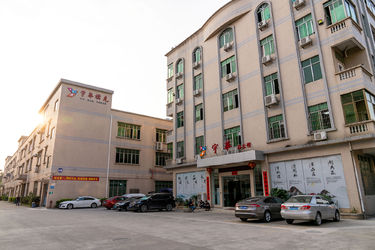 GUANGDONG YUHUA PLAYING CARDS CO.,LTD. निर्माता उत्पादन लाइन