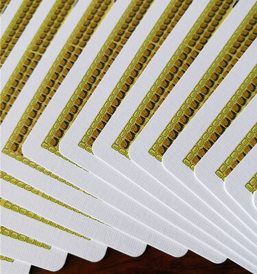 खरीदें प्रीमियम गोल्ड फ़ॉइल, कस्टम डिज़ाइन और पोकर और गेम्स के लिए 310gsm ब्लैक कोर पेपर के साथ कस्टम प्लेइंग कार्ड्स online manufacture