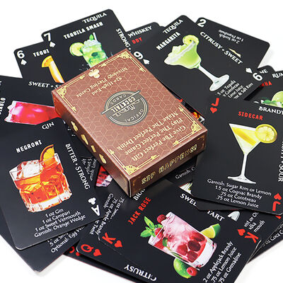 कस्टम डिजाइन रेड एज पेपर पोकर कार्ड कस्टम मुद्रण के साथ लक्जरी खेल कार्ड